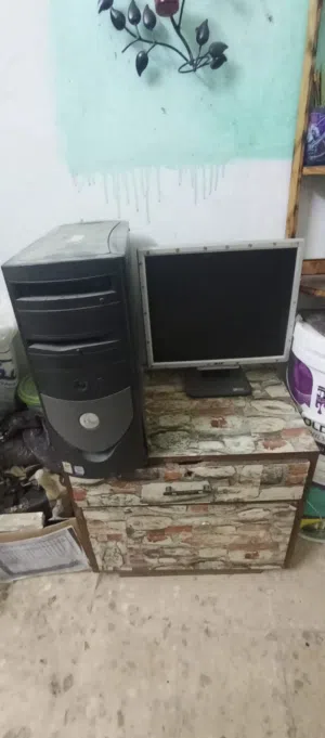 كمبيوتر ديل