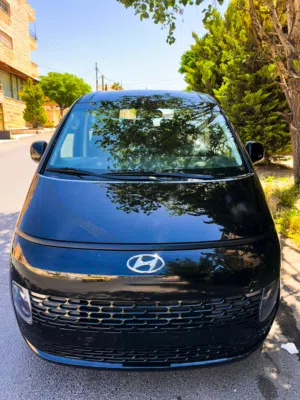 Used Hyundai Staria in Amman