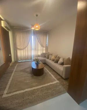 شقة مفروشة (vip) في الخوض جنب مسجد ميزون