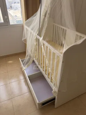 سرير اطفال