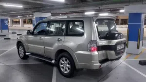 Used Mitsubishi Pajero in Farwaniya
