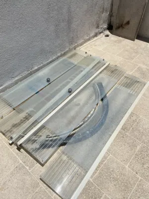 شاور بوكس مستعمل سكريت حراري أبواب متحركه سحابات للبيع جاهز للتركيب باي مكان