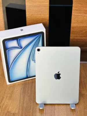 Ipad Air M3 11inch 128GB 100 Battery health 3 month under warranty with box and charger.