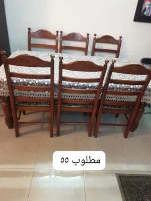 طاولت طعام خشب بحريني 6 كراسي بحالة ممتازة