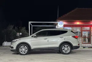 هونداي سنتافيه 2017 ديزل ماطور 2000 دفع رباعي 4/4 بسعر التوسان