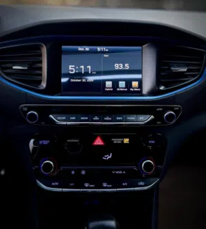 Apple . macOS . 12" . Used4