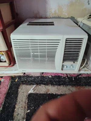 Window AC Gree 1.5 big compressor good quality