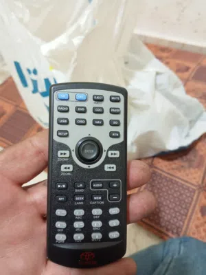 مسجل مع شاشه تويوتا لاندكروزر 2015