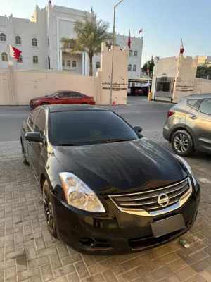 Urgent Sale for travelling بيعه سريعه التيما 2010