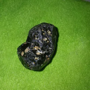 حجر زجاجي اسود