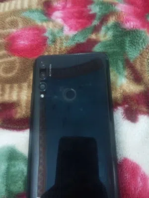 هاتف هواوي Y9 مستعمل بحالة جيدة بسعة 128 جيجابايت باللون الأسود