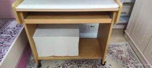 مكتب كمبيوتر استعمال خفيف للبيع