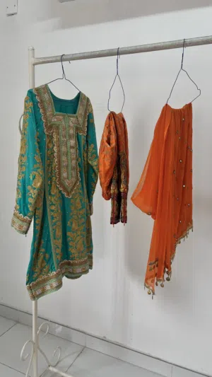 لبس عماني تقليدي للبيع