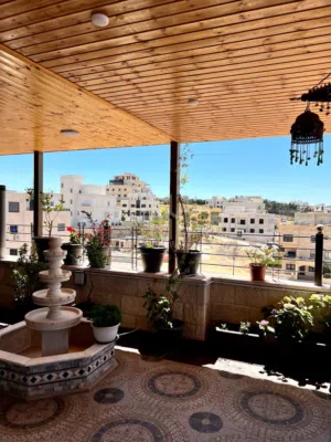 في أرقى مناطق طريق المطار شقة دوبلكس اخير مع روف 330م بتشطيبات مميزة /ref 1133