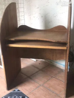 طاولات كمبيوتر