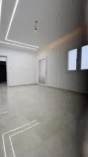 3 م٢ . المالك0