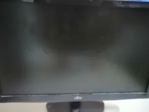 19.5 Fujitsu monitors for sale  in Al Batinah