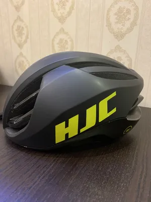 Helmet Cycle color midnight black