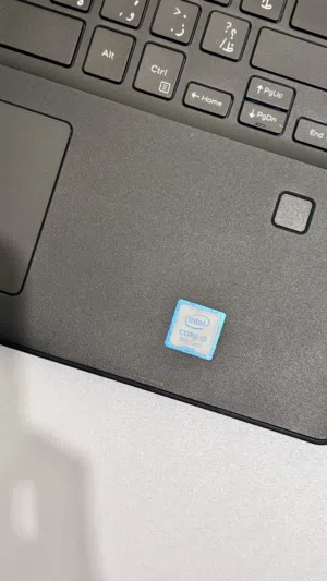 DELL 4390 Laptop