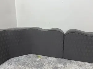 مساند 11 متر نظيفة جدا خاليه من البقع