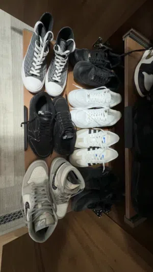 مجموعة احذية مميّزة للبيع