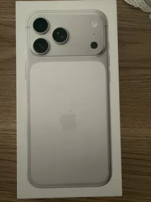 I phone 17 pro max
