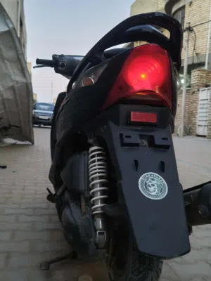 ثعلب GTR للبيع  دراجه خير من الله الله شاهد محرك ناعم واخرس قطرة تبخير ماكو كفرات ختم واحد