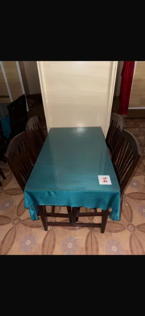 Dining table set