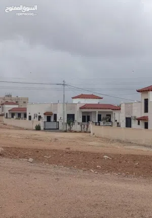 ارضي شرق عمان البيضاء حي العبوس والجواميس درب الحاج