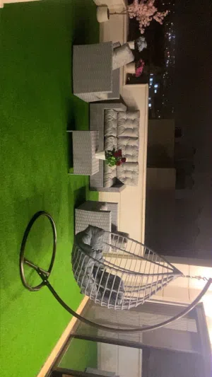 عشب صناعي و تقوم رتان