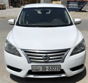 للبيع نيسان سنترا موديل 2015