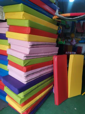 فرشات اسفنج وجلد للحضانات ورياض الأطفال متوفر خدمة التوصيل