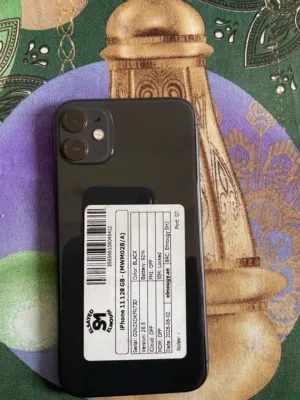 Apple iPhone 11 128 GB in Tripoli