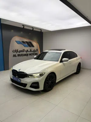 BMW 330i بحالة الوكالة وقمة في النظافة