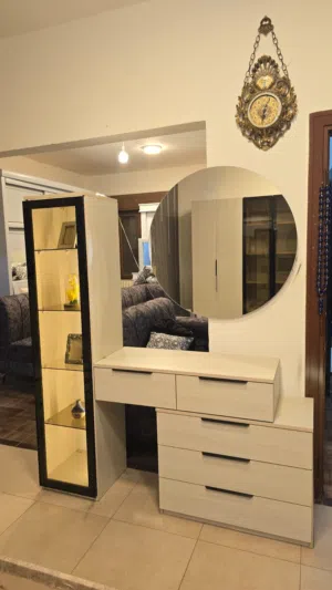 للبيع عفش بيت كامل بحالة الوكالة مثالي للعرسان