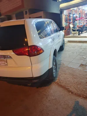 Used Mitsubishi Pajero in Al Riyadh