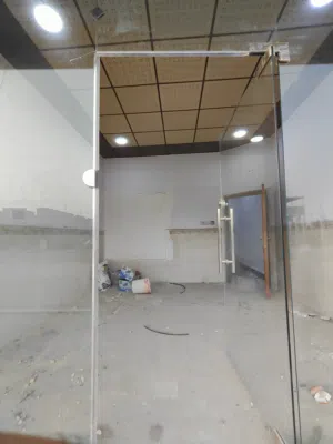 محل كبير على الشارع العام التنومة