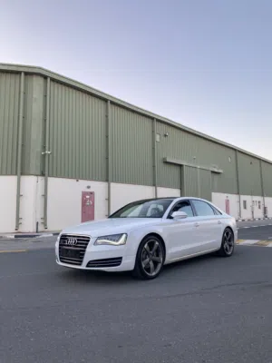 اودي A8 L موديل V6 4.0 2014 سوبر جرج خليجي بحالة الوكالة