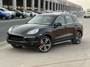 Used Porsche Cayenne in Um Al Quwain