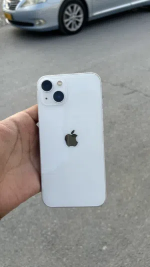 Apple iPhone 13 128 GB in Al Dakhiliya