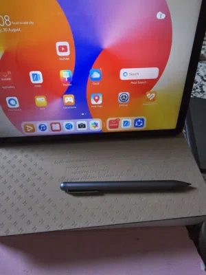 هواوى mate pad se  matepad se11.  Huawei mate pad se 11,metal body and pencil, as