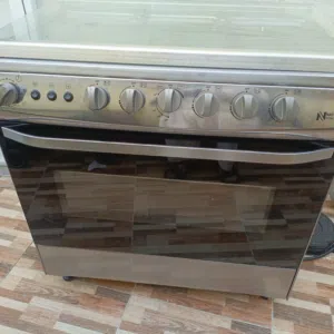 ثلاجه جنرال + غاز مع فرن ناشونال سونيك+ غسالة ناشونال وكلهم بحال الجديد