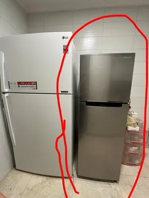 Refrigerators . Samsung . Used4