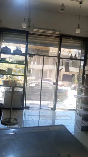 محل للبيع موقع مميز