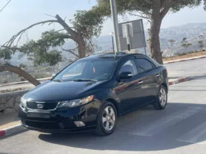 كيا-فورتي-2009-فتحة-سقف-بضمه-ترخيص-وتأمين-سنه-هديه