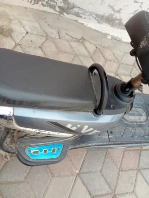 سكوتر كهربائي ماعليه كلام اقرا الوصف اتفاوض معك فسعر