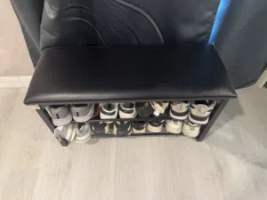 خزانه احذيه مع مقعد نظيفه