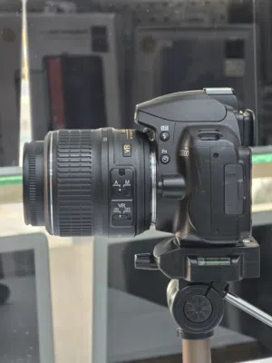 Nikon D3000 DSLR camera كاميرا نيكون