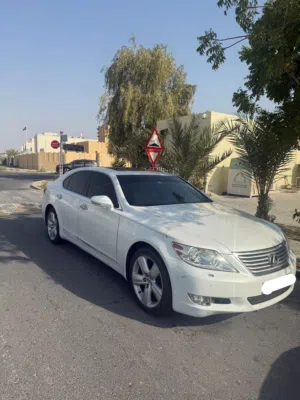 Used Lexus LS in Abu Dhabi