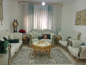 كنب بحالة الجديد